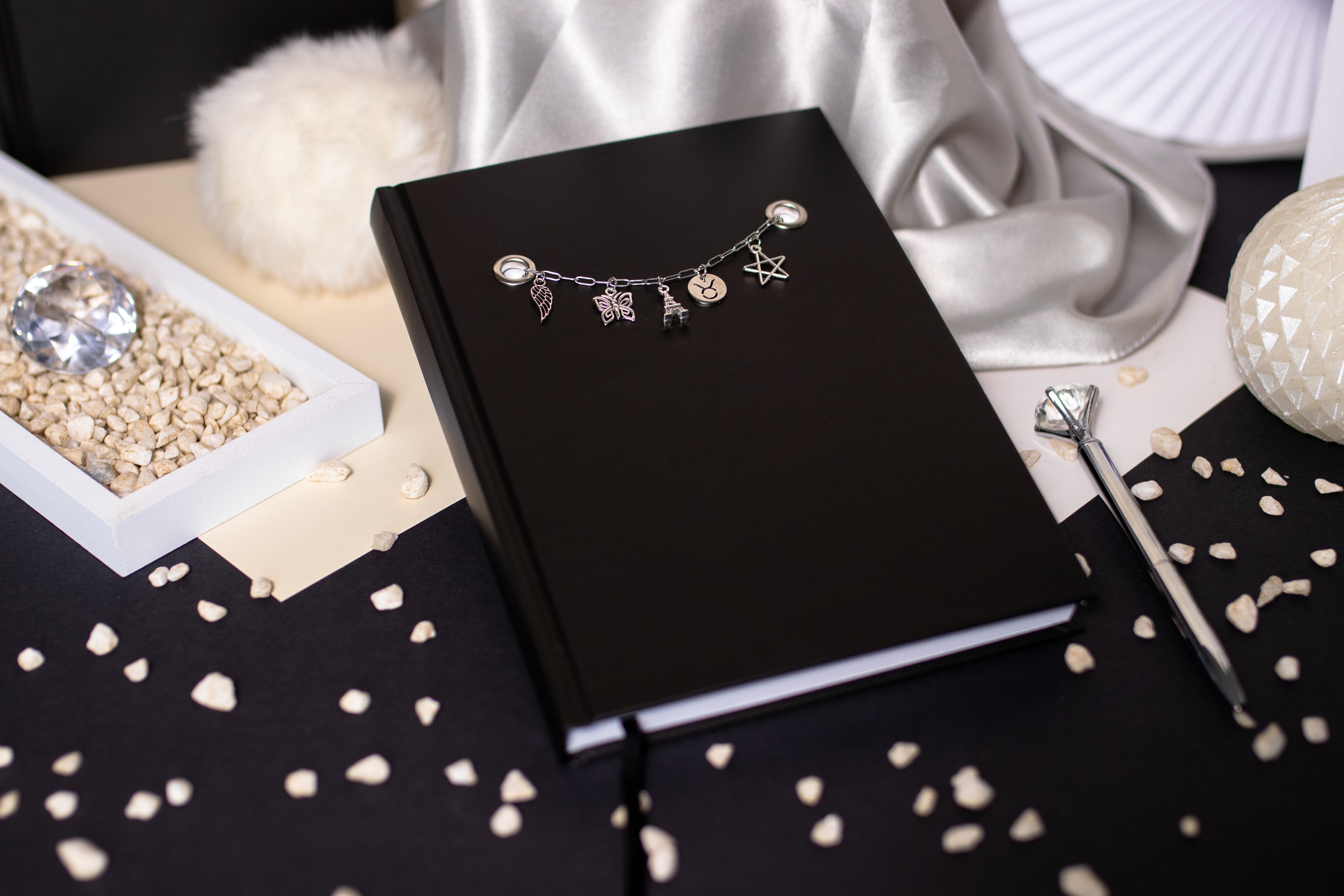myDiamina Diary - black
